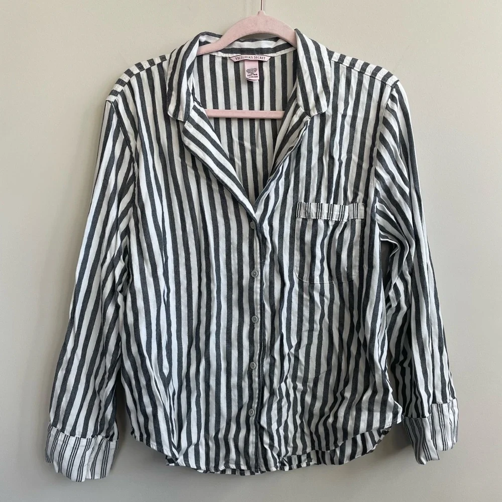 Victoria's Secret Gray White Silver Metallic Striped Pajama Set - Picture 3 of 16